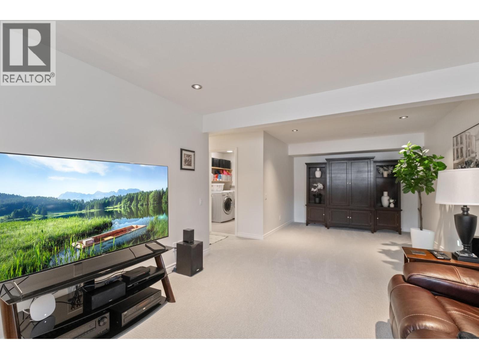 393 Rio Drive S, Kelowna, British Columbia  V1V 2L2 - Photo 32 - 10381766