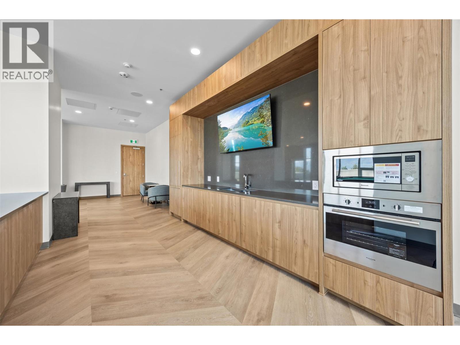 238 Leon Avenue Unit# 1403, Kelowna, British Columbia  V1Y 6H9 - Photo 48 - 10382309