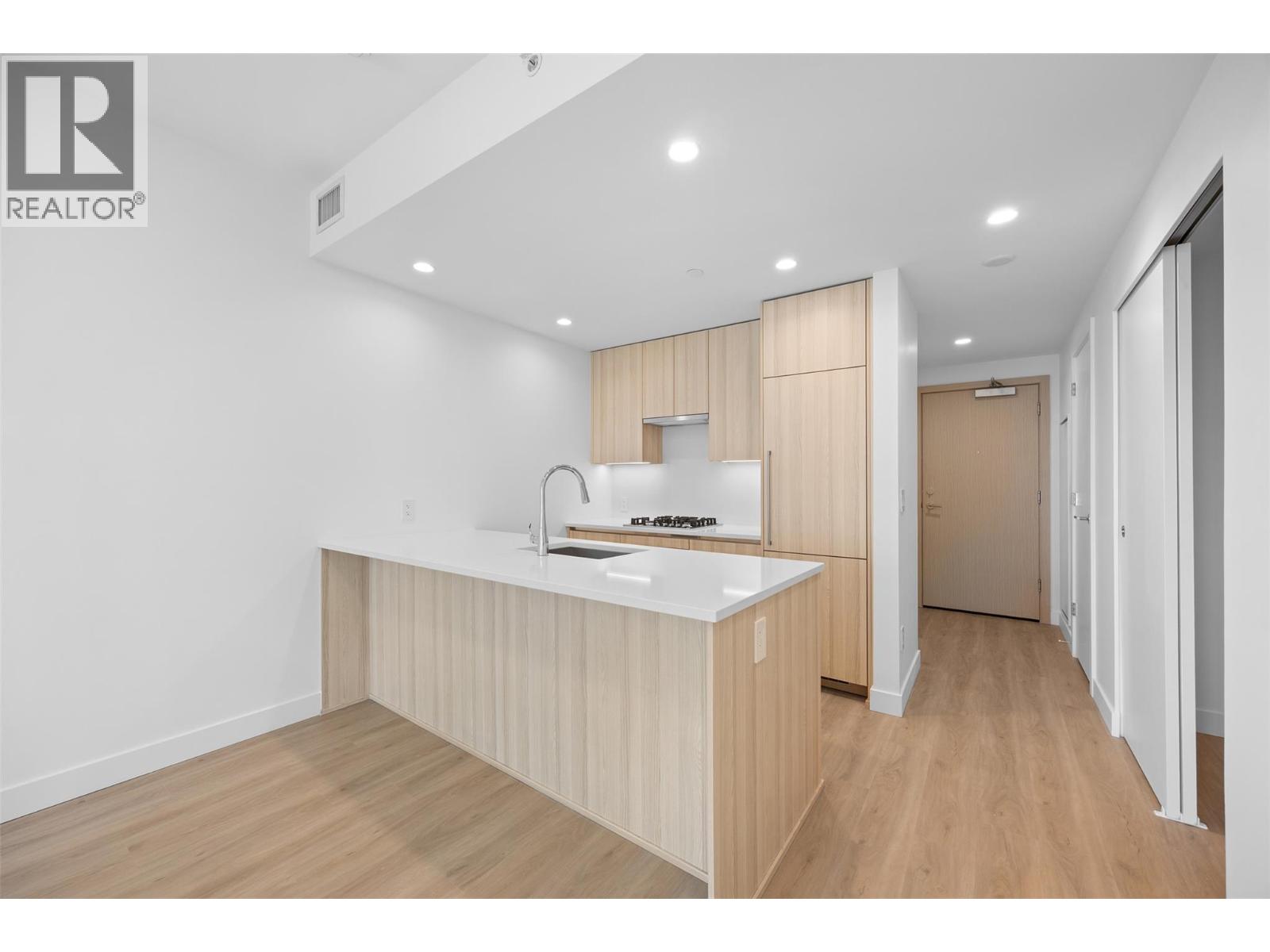 238 Leon Avenue Unit# 1403, Kelowna, British Columbia  V1Y 6H9 - Photo 7 - 10382309