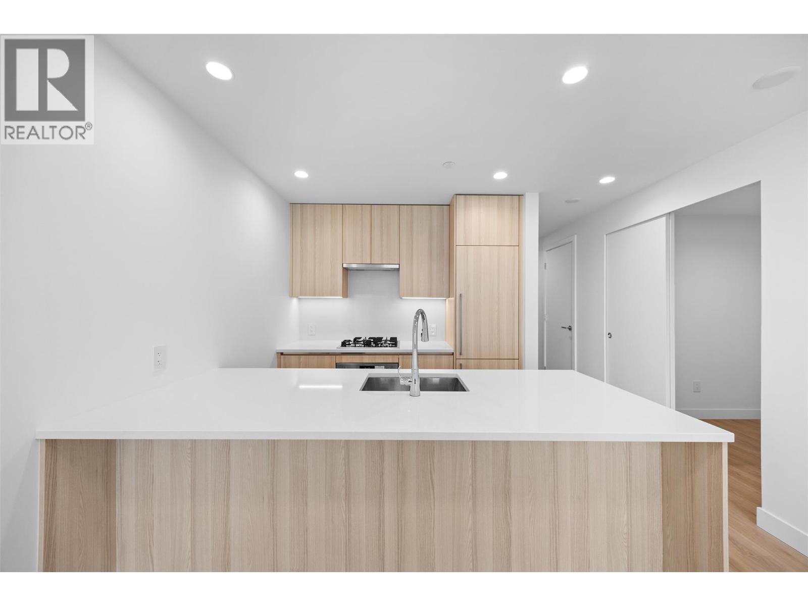 238 Leon Avenue Unit# 1403, Kelowna, British Columbia  V1Y 6H9 - Photo 9 - 10382309