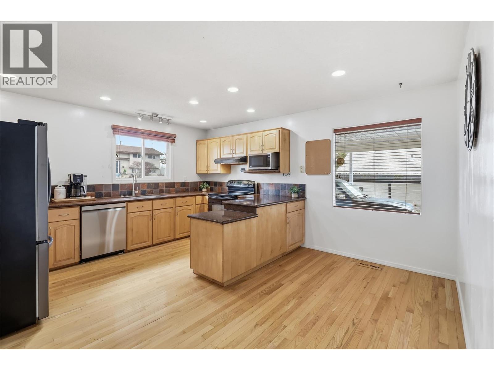 478 Opal Drive, Logan Lake, British Columbia  V0K 1W0 - Photo 5 - 10380456