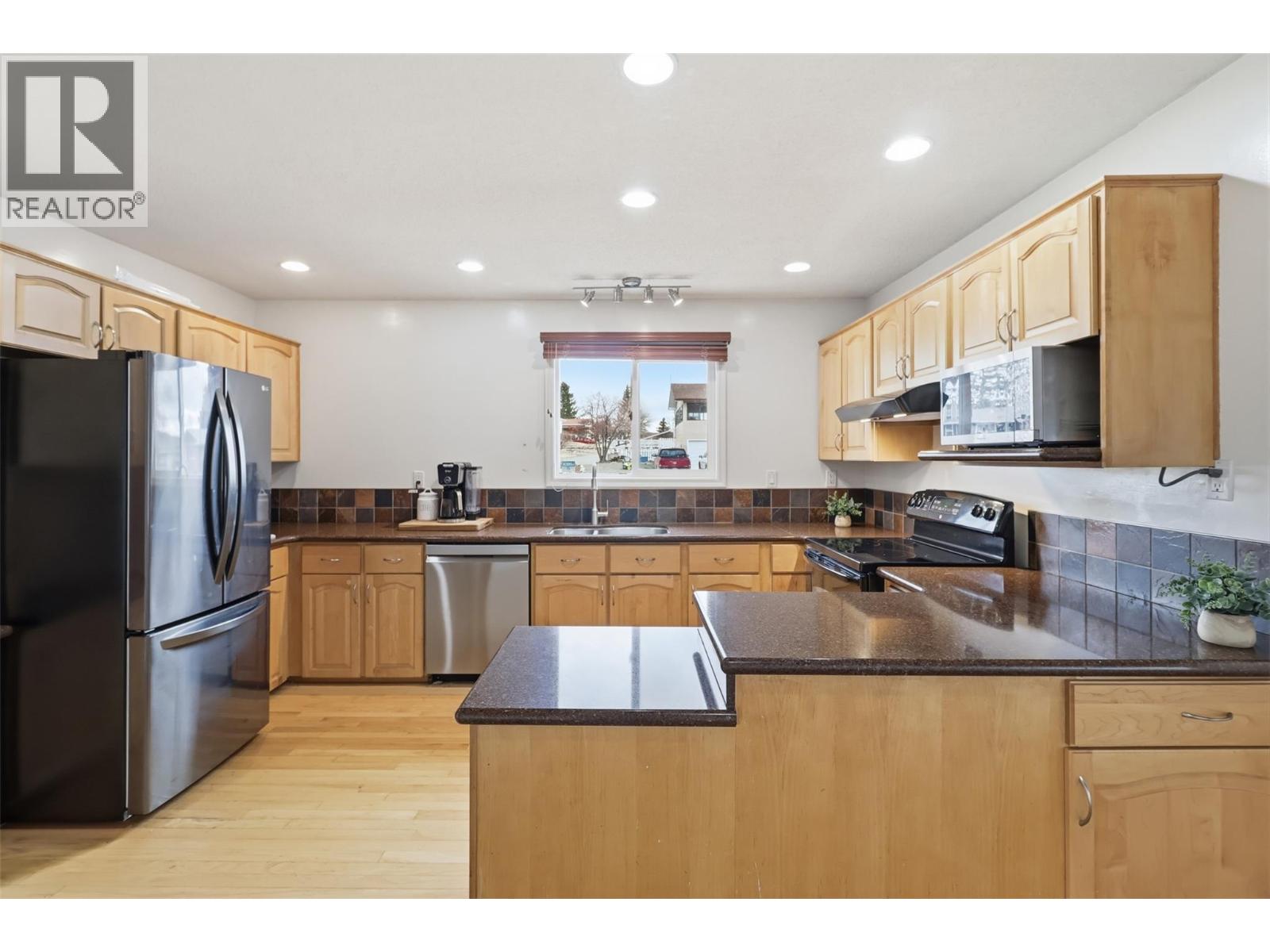 478 Opal Drive, Logan Lake, British Columbia  V0K 1W0 - Photo 6 - 10380456