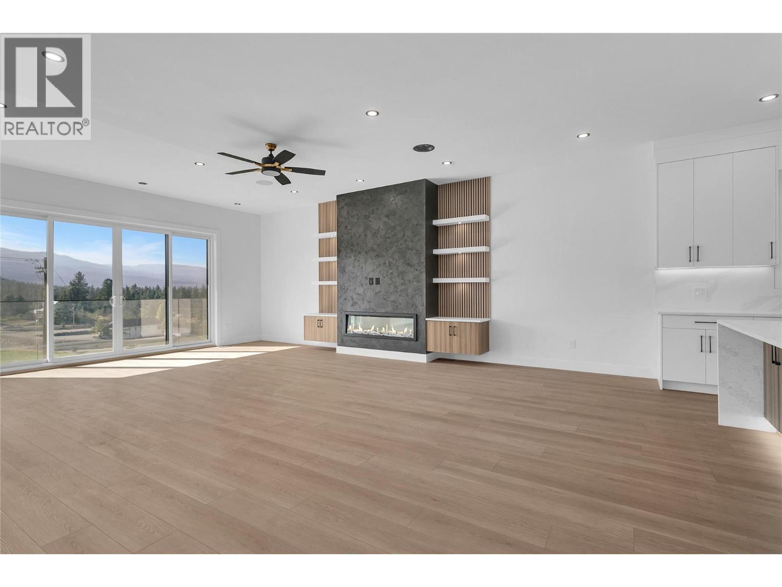 1176 Hume Avenue, Kelowna, British Columbia  V1P 0A9 - Photo 12 - 10382237