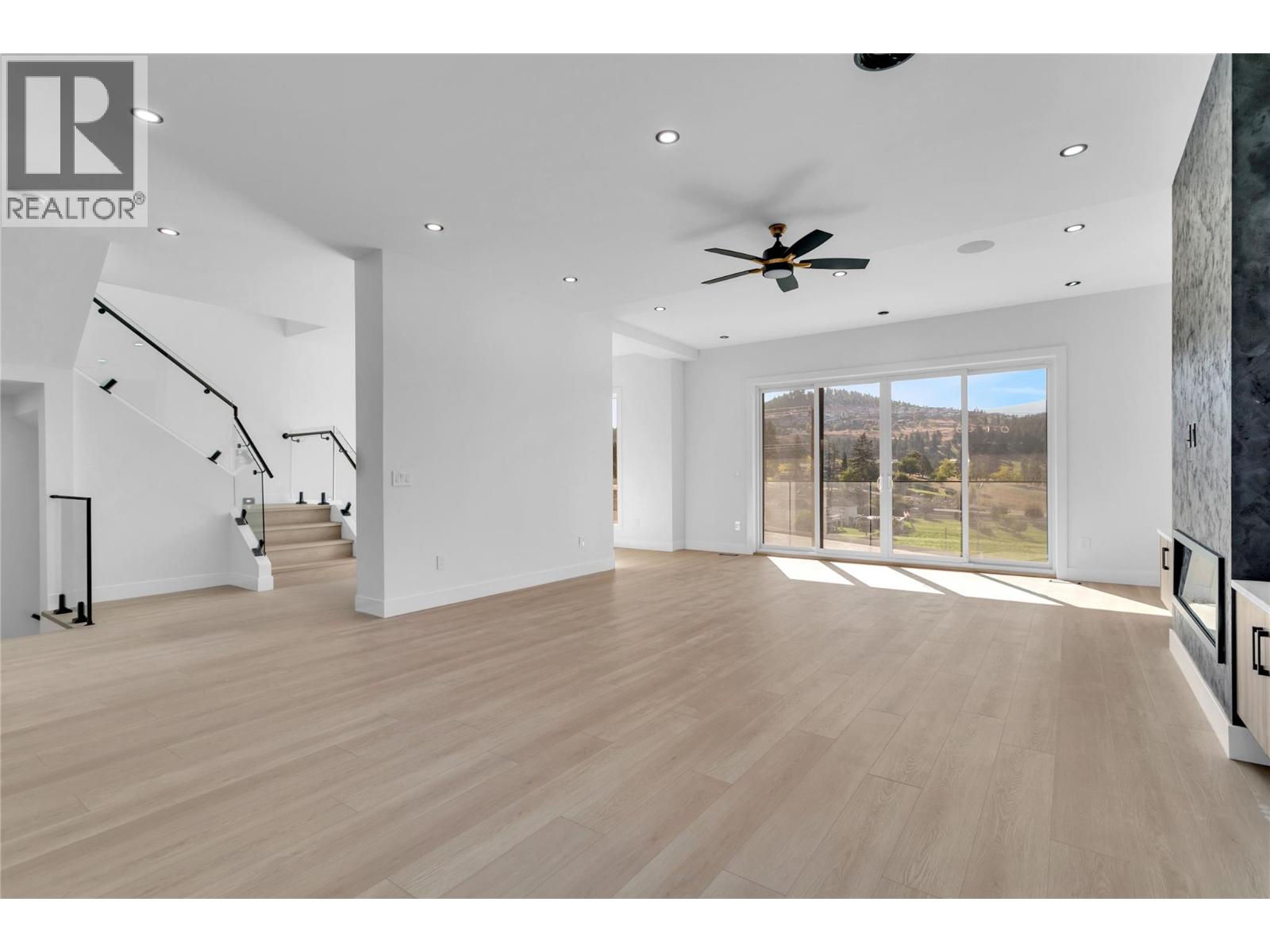 1176 Hume Avenue, Kelowna, British Columbia  V1P 0A9 - Photo 13 - 10382237