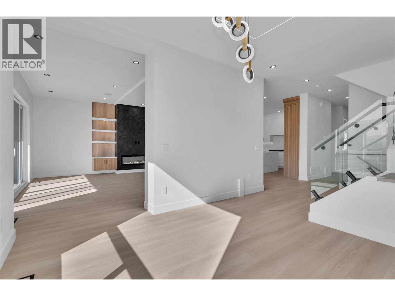 1176 Hume Avenue, Kelowna, British Columbia  V1P 0A9 - Photo 18 - 10382237