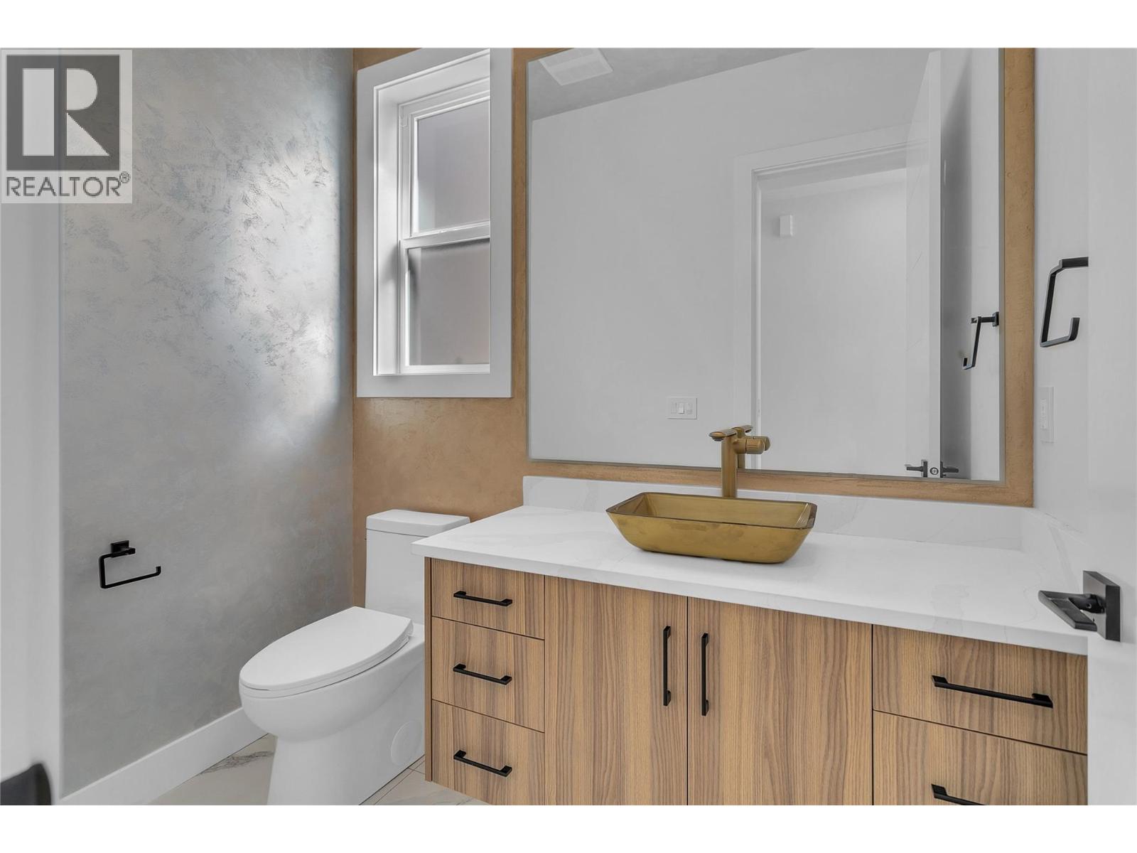 1176 Hume Avenue, Kelowna, British Columbia  V1P 0A9 - Photo 19 - 10382237