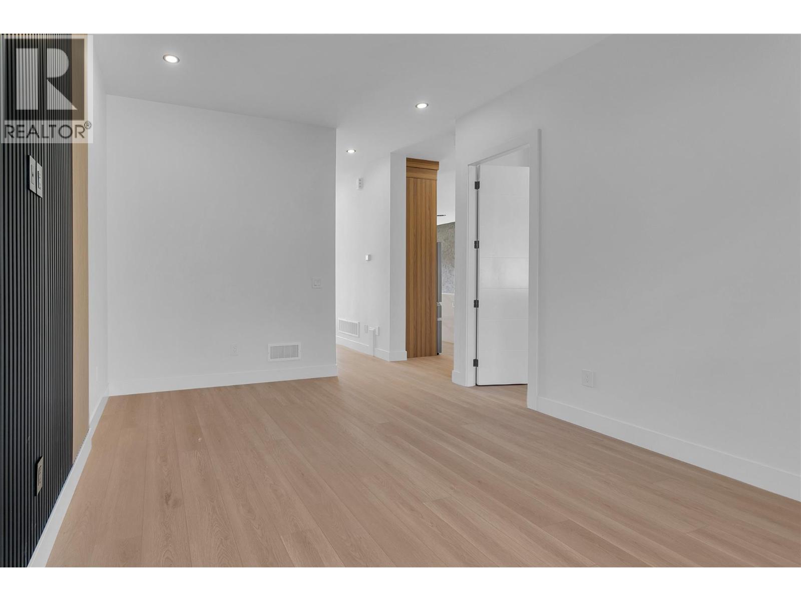 1176 Hume Avenue, Kelowna, British Columbia  V1P 0A9 - Photo 21 - 10382237