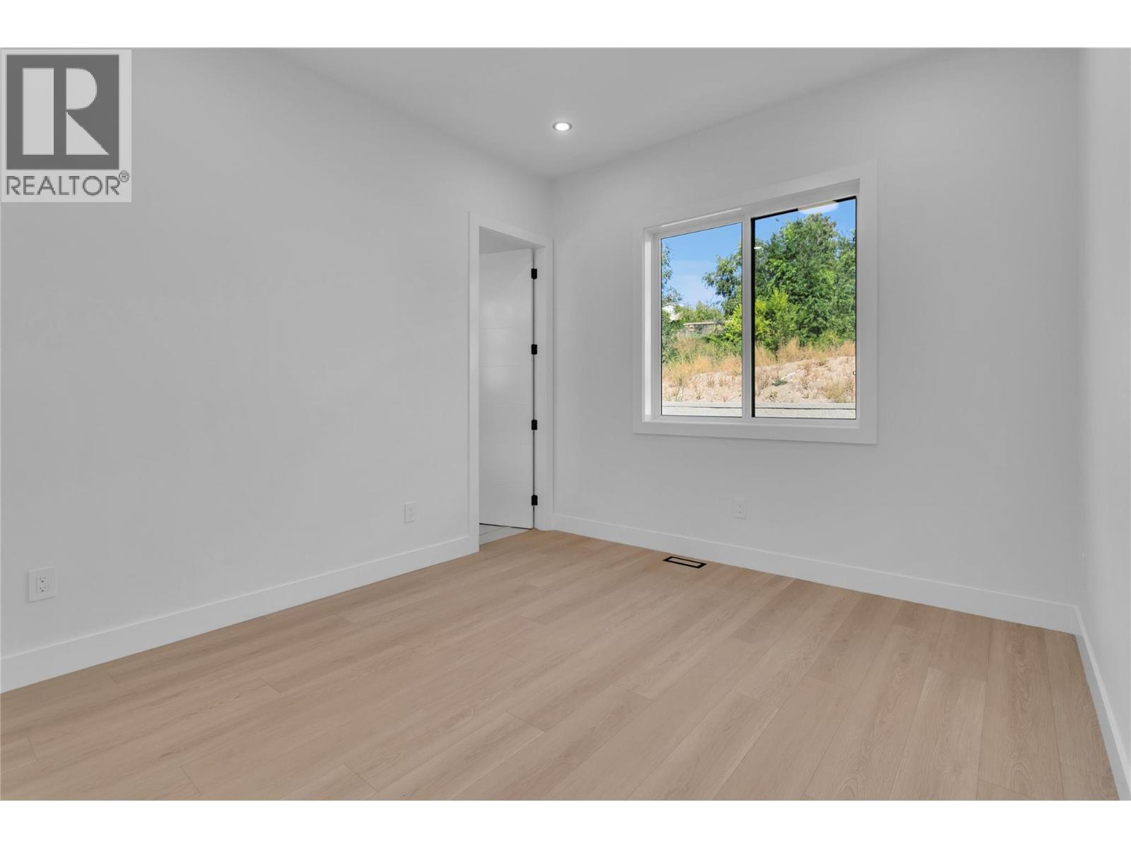 1176 Hume Avenue, Kelowna, British Columbia  V1P 0A9 - Photo 22 - 10382237