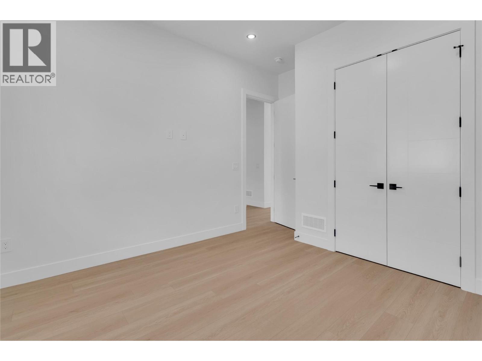 1176 Hume Avenue, Kelowna, British Columbia  V1P 0A9 - Photo 23 - 10382237