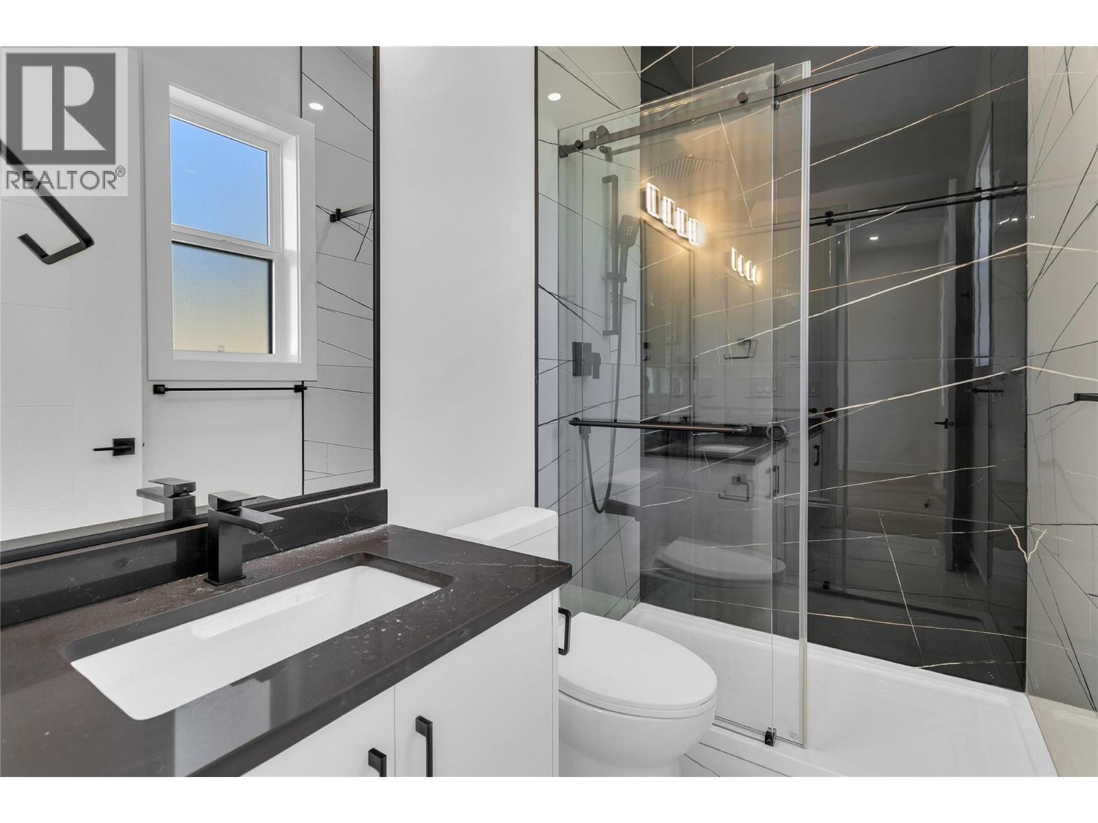 1176 Hume Avenue, Kelowna, British Columbia  V1P 0A9 - Photo 24 - 10382237