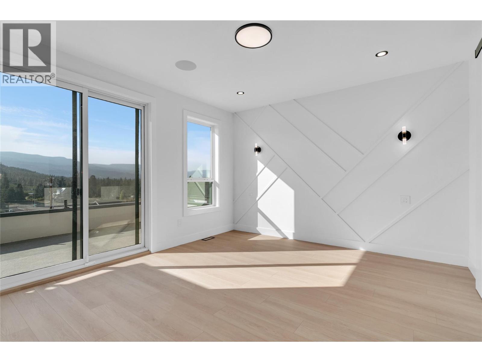 1176 Hume Avenue, Kelowna, British Columbia  V1P 0A9 - Photo 25 - 10382237