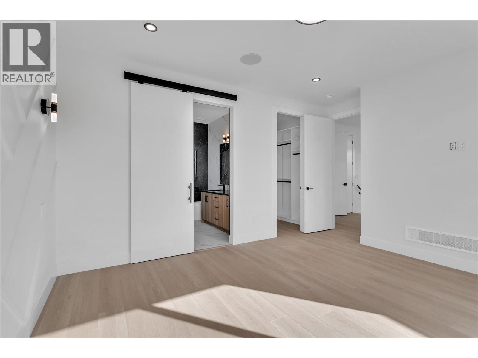 1176 Hume Avenue, Kelowna, British Columbia  V1P 0A9 - Photo 26 - 10382237