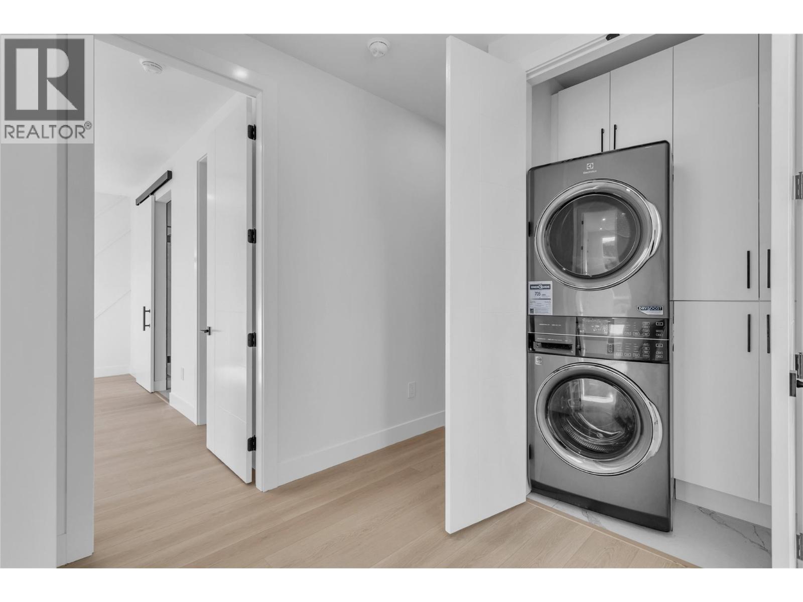 1176 Hume Avenue, Kelowna, British Columbia  V1P 0A9 - Photo 36 - 10382237