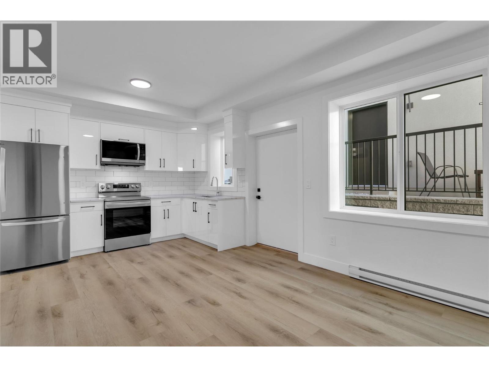 1176 Hume Avenue, Kelowna, British Columbia  V1P 0A9 - Photo 45 - 10382237