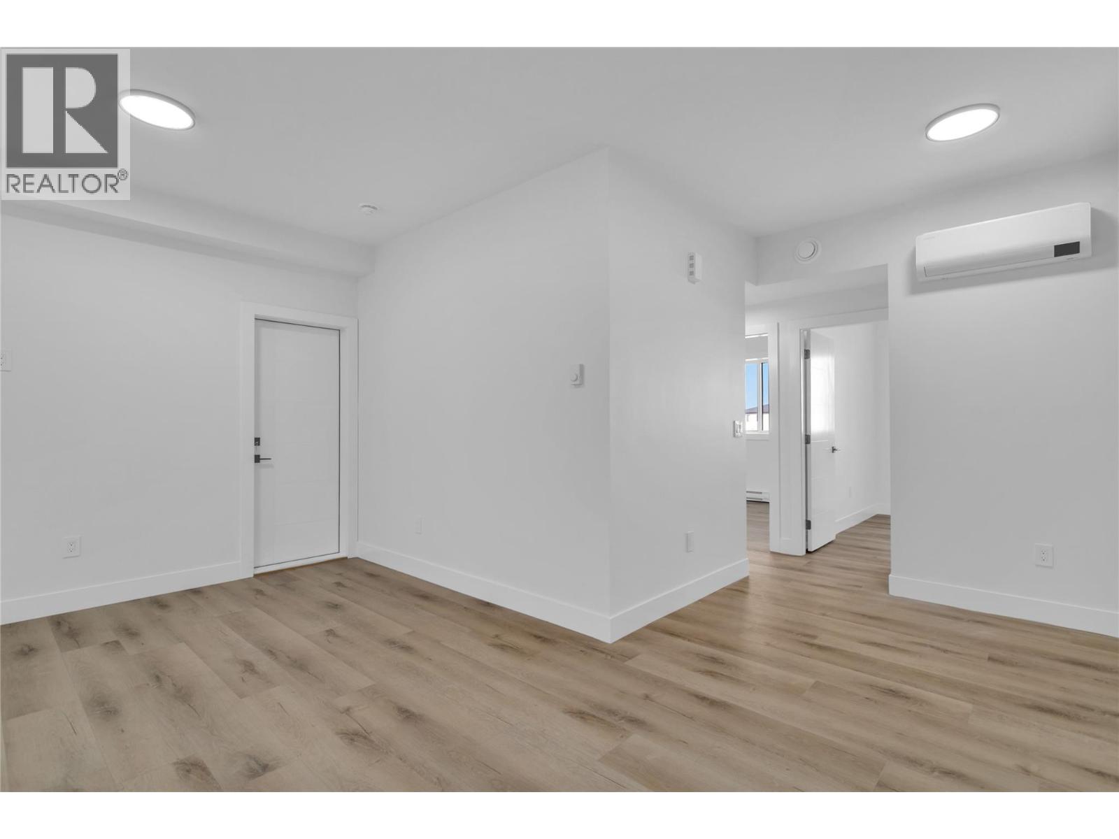 1176 Hume Avenue, Kelowna, British Columbia  V1P 0A9 - Photo 46 - 10382237