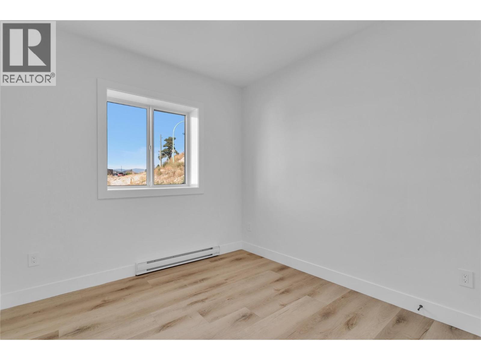 1176 Hume Avenue, Kelowna, British Columbia  V1P 0A9 - Photo 47 - 10382237