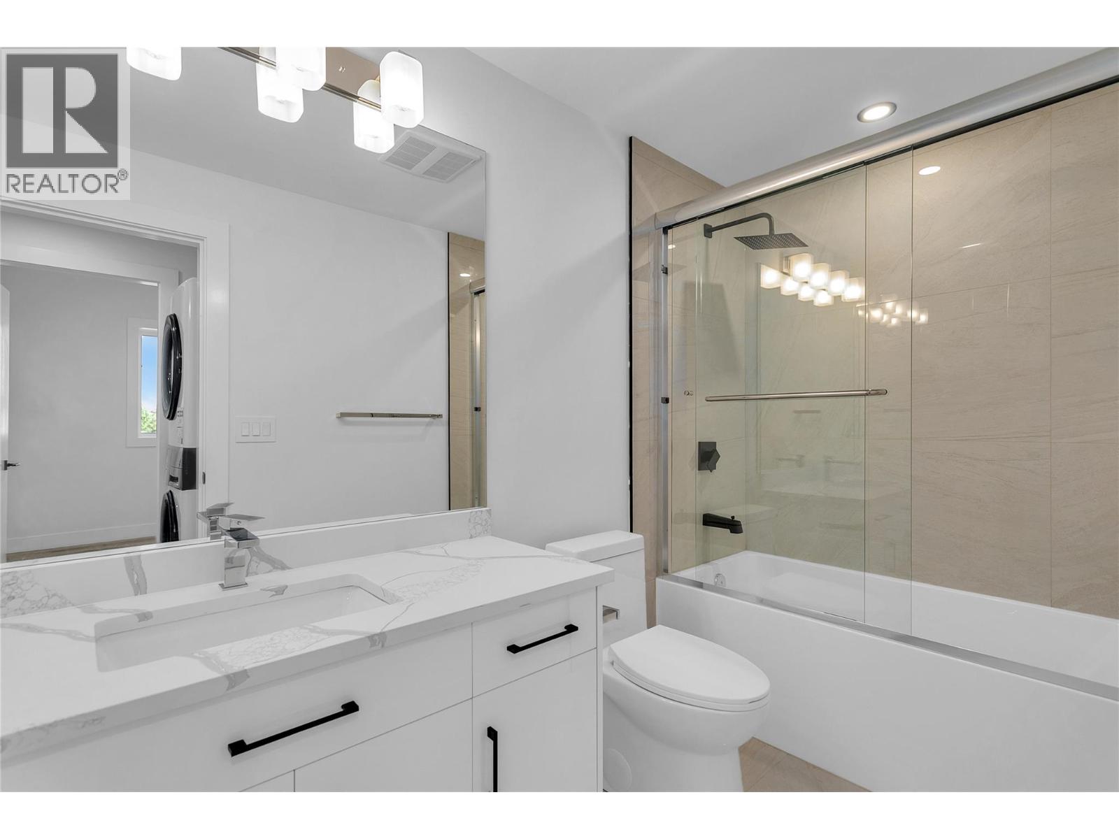 1176 Hume Avenue, Kelowna, British Columbia  V1P 0A9 - Photo 49 - 10382237