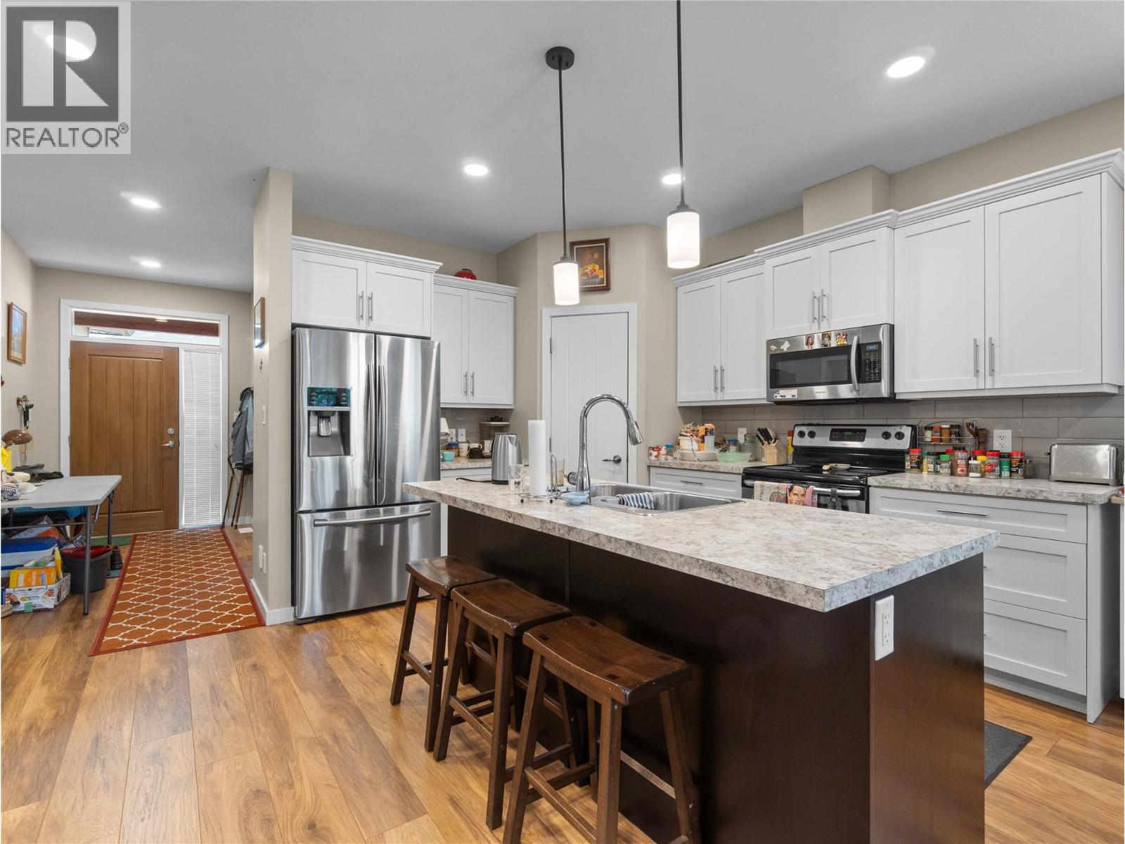 1611 10 Street Sw Unit# 28, Salmon Arm, British Columbia  V1E 0C8 - Photo 3 - 10382319