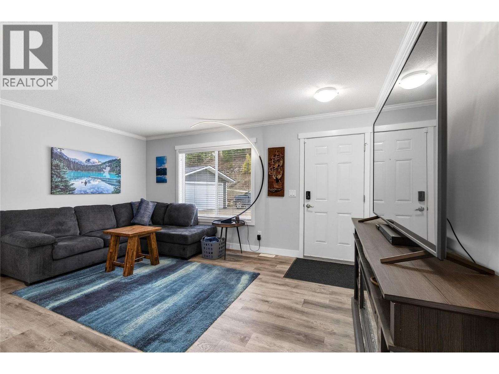 3639 Parri Road Unit# 6, Sorrento, British Columbia  V0E 2W0 - Photo 4 - 10381888