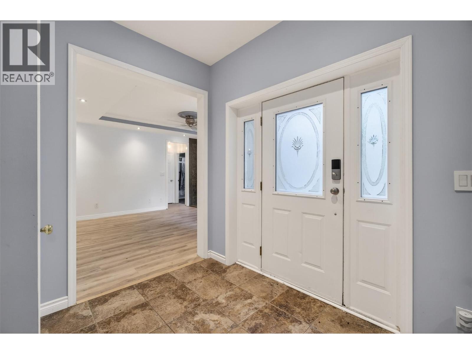 9048 Humming Bird Drive, Swansea Point, British Columbia  V0E 2K2 - Photo 22 - 10382358