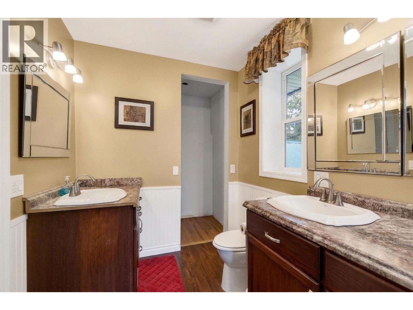 9048 Humming Bird Drive, Swansea Point, British Columbia  V0E 2K2 - Photo 30 - 10382358