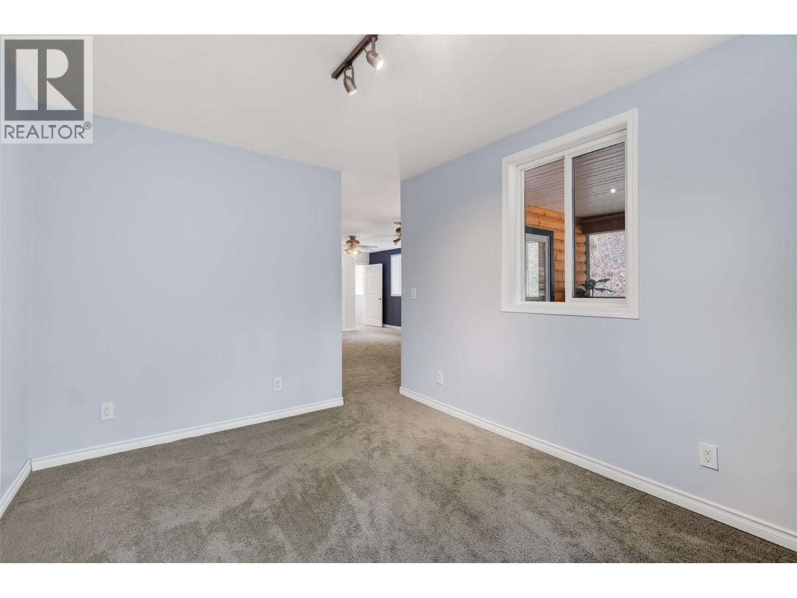 9048 Humming Bird Drive, Swansea Point, British Columbia  V0E 2K2 - Photo 35 - 10382358