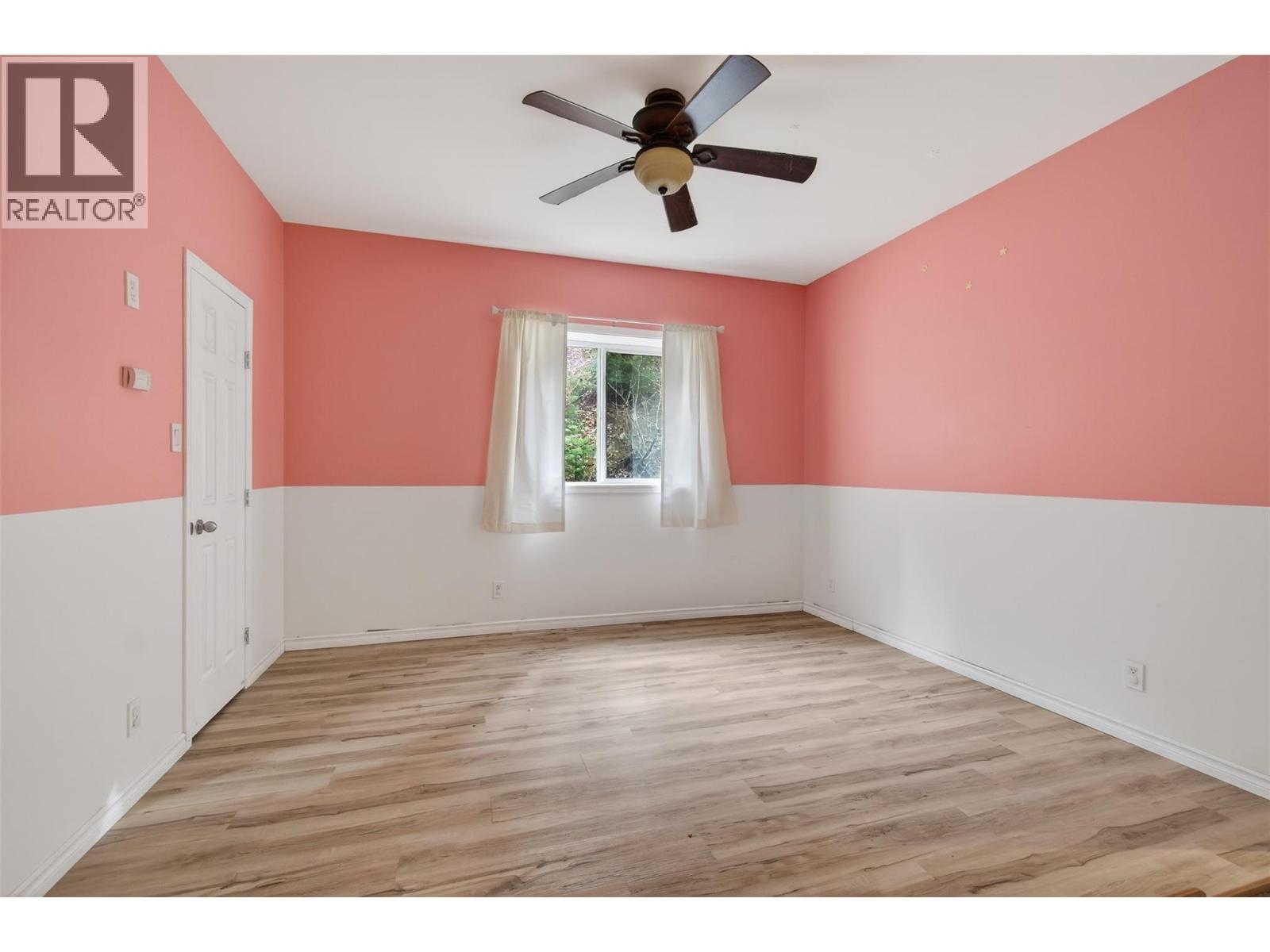 9048 Humming Bird Drive, Swansea Point, British Columbia  V0E 2K2 - Photo 38 - 10382358