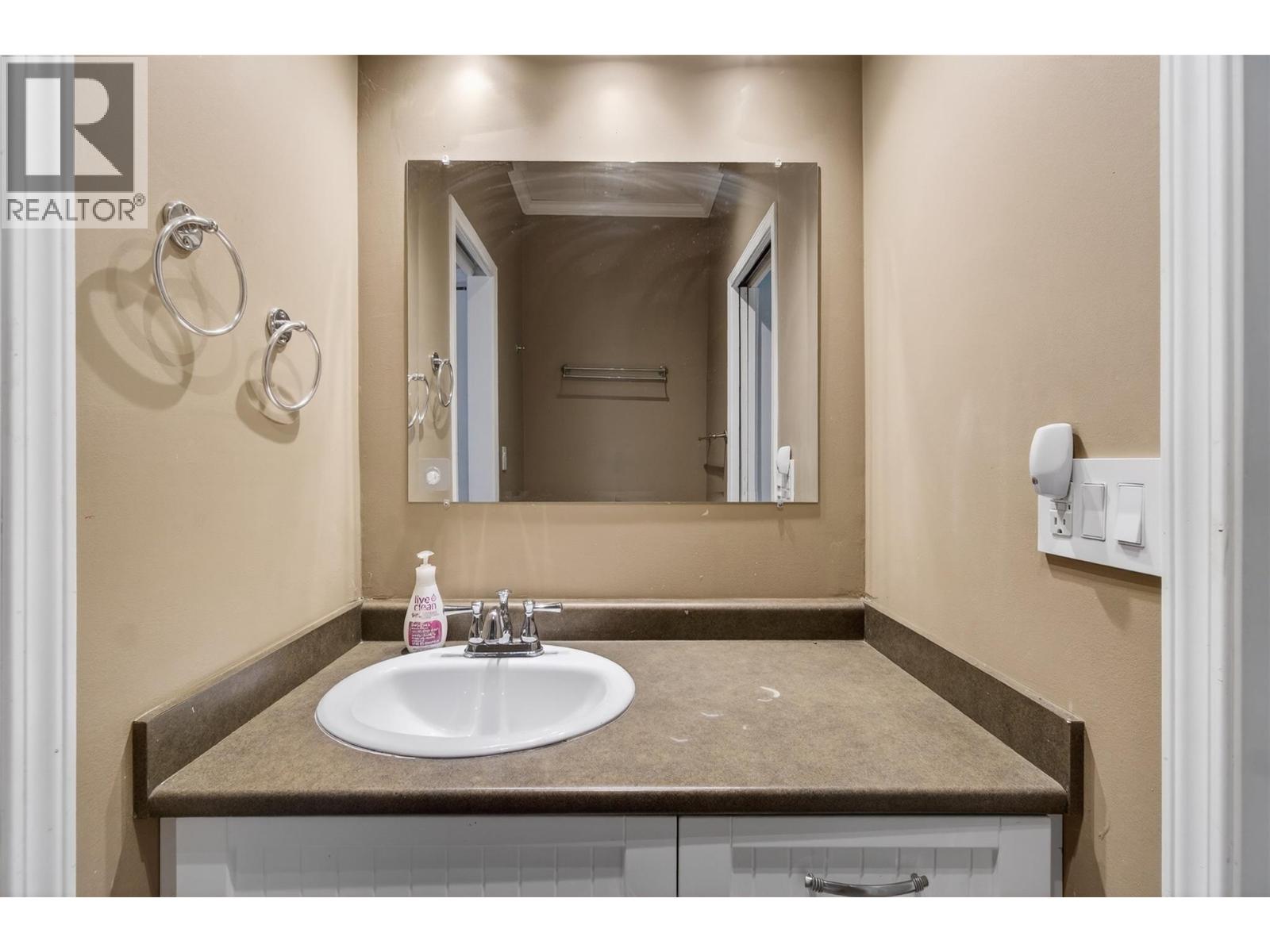 9048 Humming Bird Drive, Swansea Point, British Columbia  V0E 2K2 - Photo 41 - 10382358