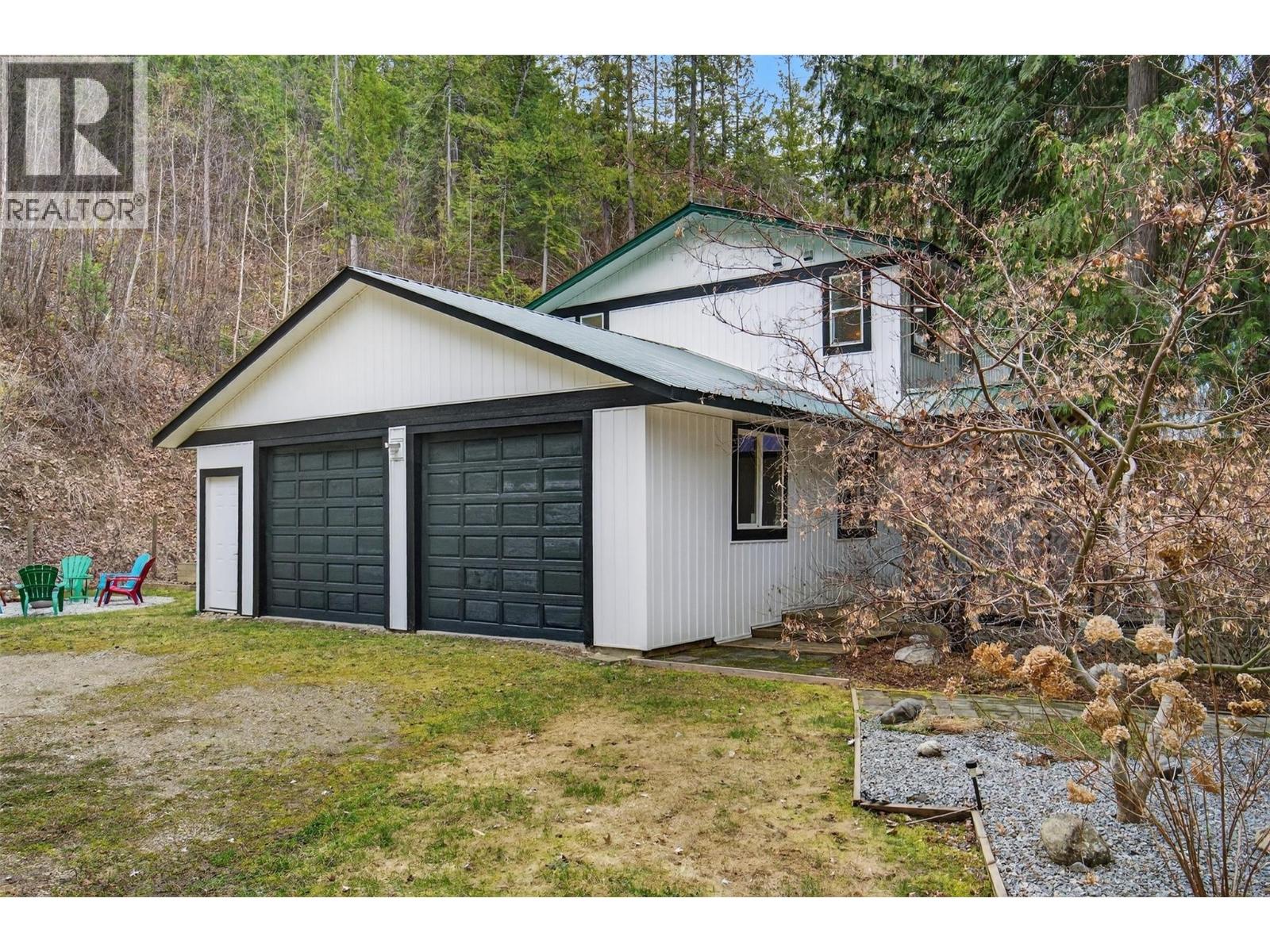 9048 Humming Bird Drive, Swansea Point, British Columbia  V0E 2K2 - Photo 78 - 10382358