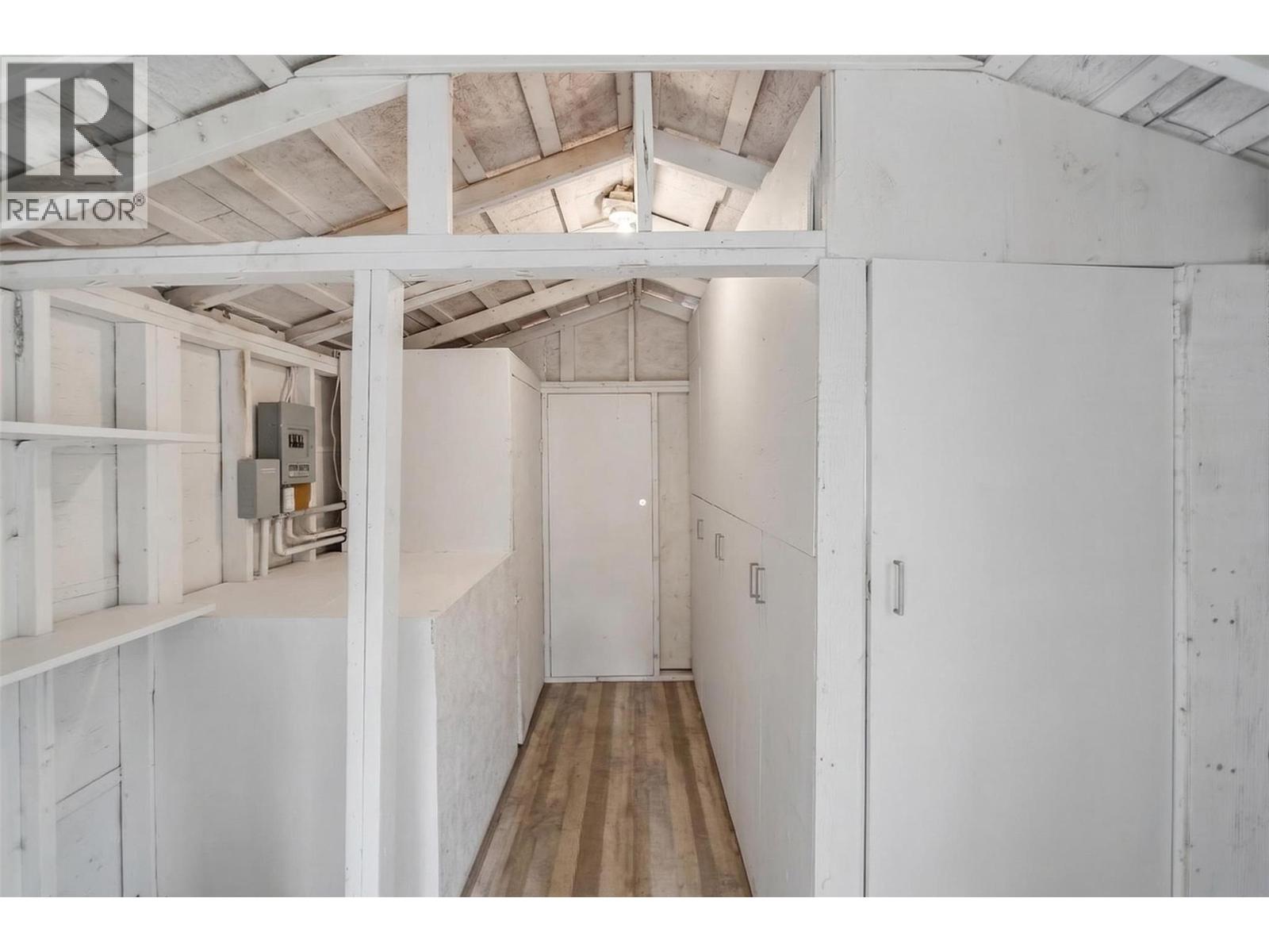 9048 Humming Bird Drive, Swansea Point, British Columbia  V0E 2K2 - Photo 80 - 10382358