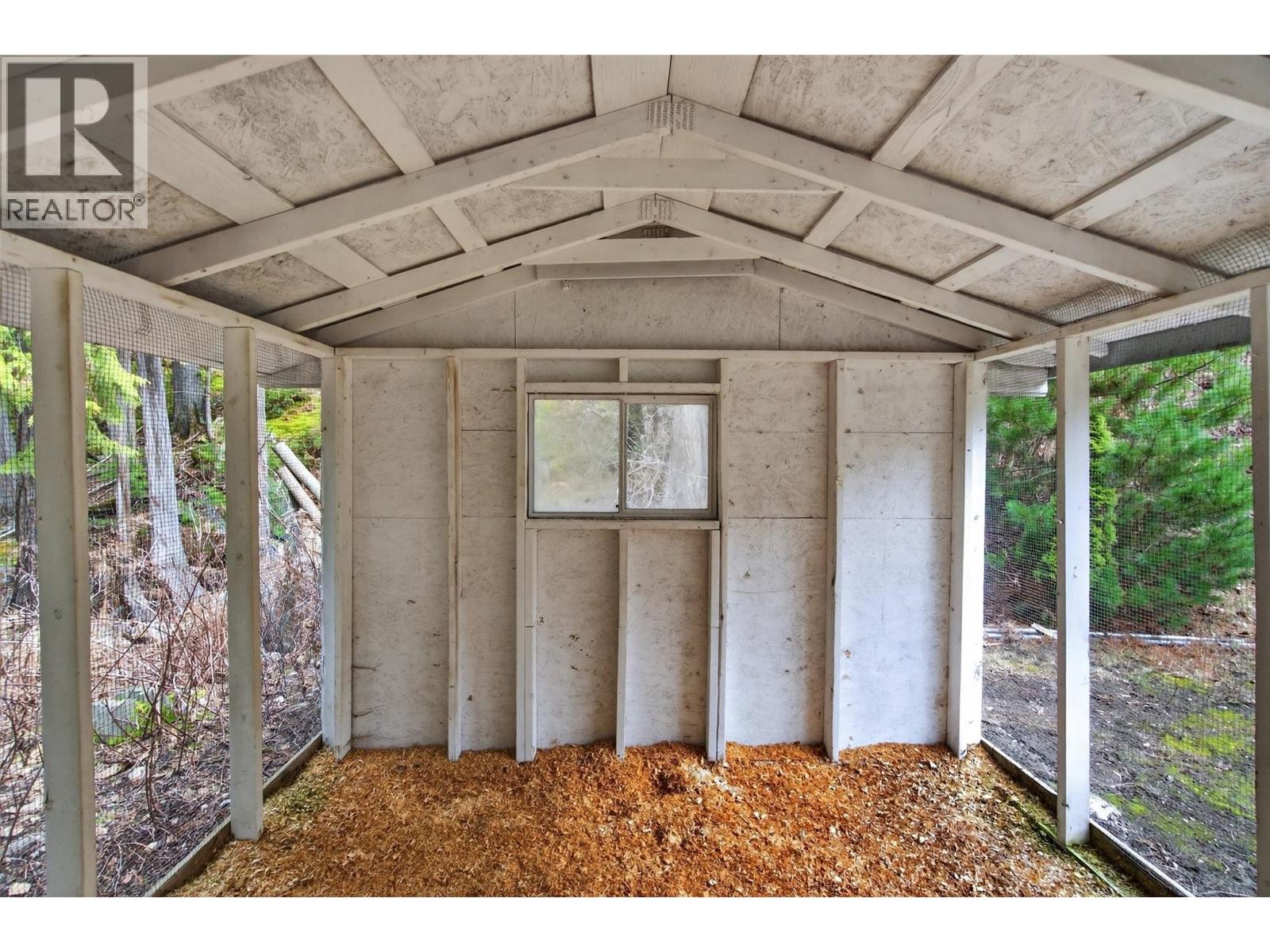 9048 Humming Bird Drive, Swansea Point, British Columbia  V0E 2K2 - Photo 82 - 10382358