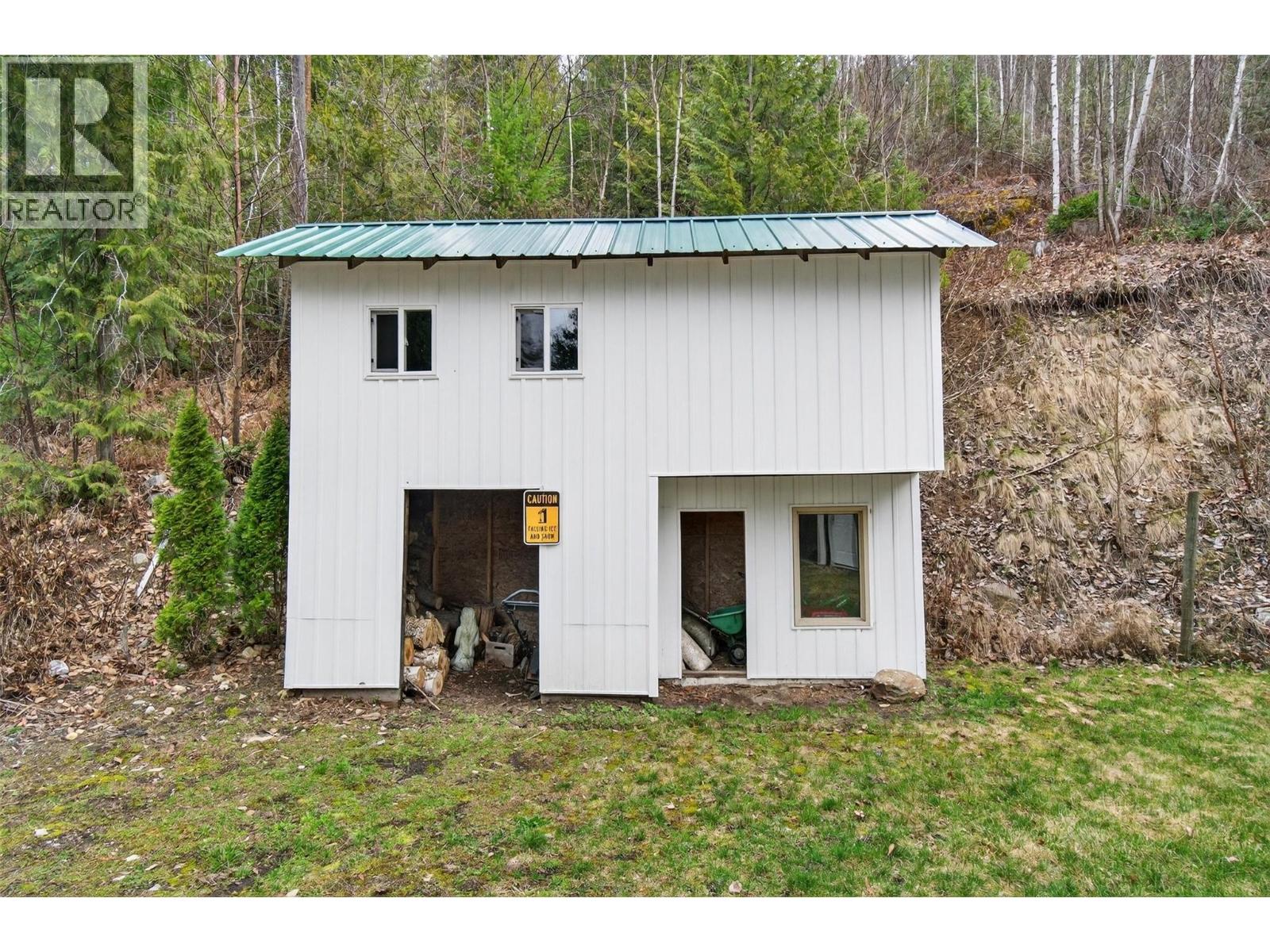 9048 Humming Bird Drive, Swansea Point, British Columbia  V0E 2K2 - Photo 87 - 10382358