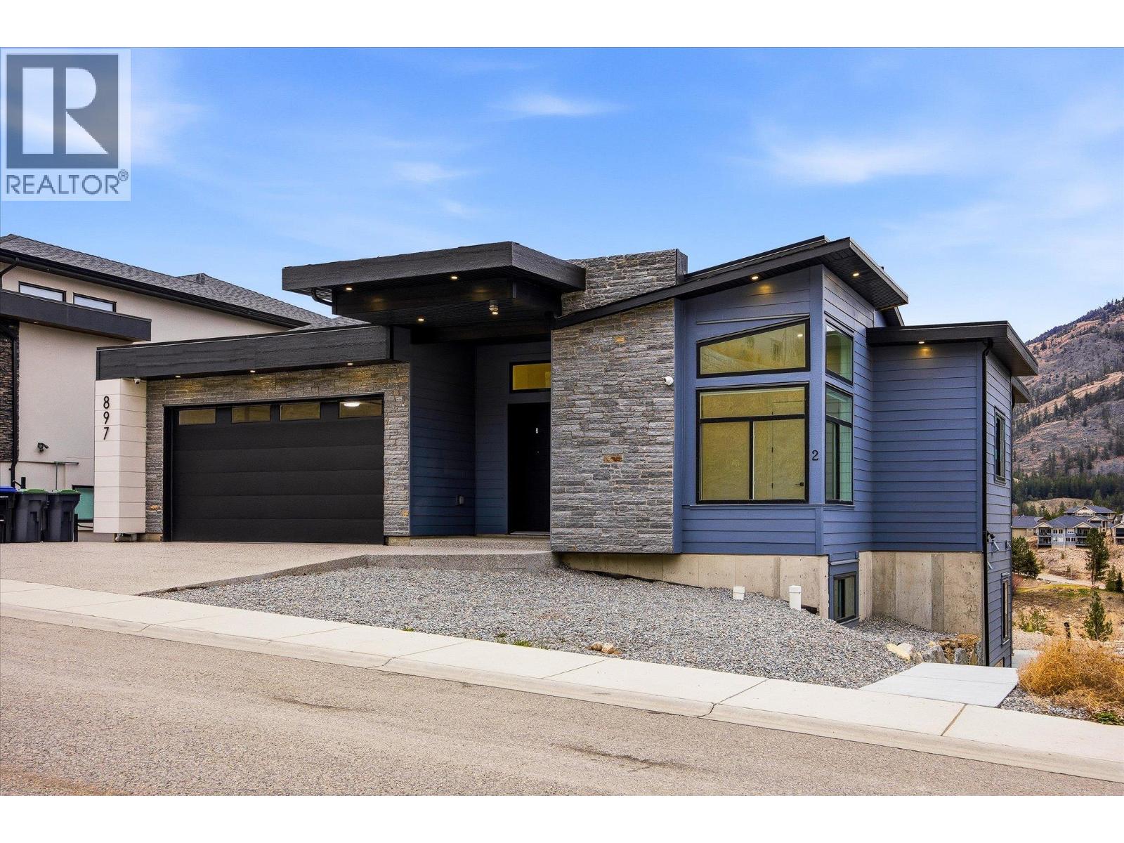 897 Carnoustie Drive, Kelowna, British Columbia  V1P 0A3 - Photo 2 - 10382185