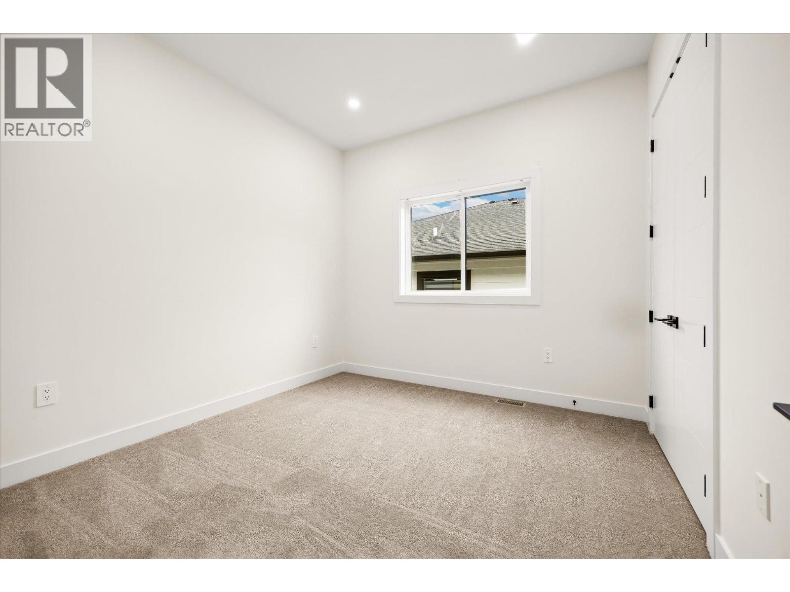 897 Carnoustie Drive, Kelowna, British Columbia  V1P 0A3 - Photo 36 - 10382185