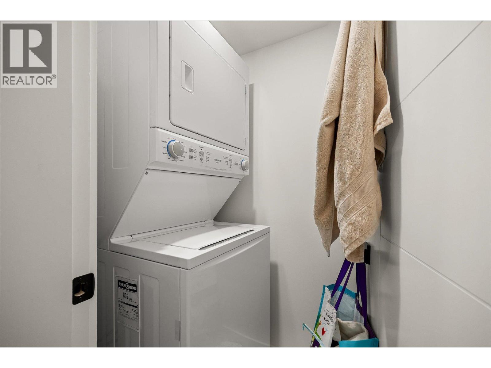 897 Carnoustie Drive, Kelowna, British Columbia  V1P 0A3 - Photo 65 - 10382185