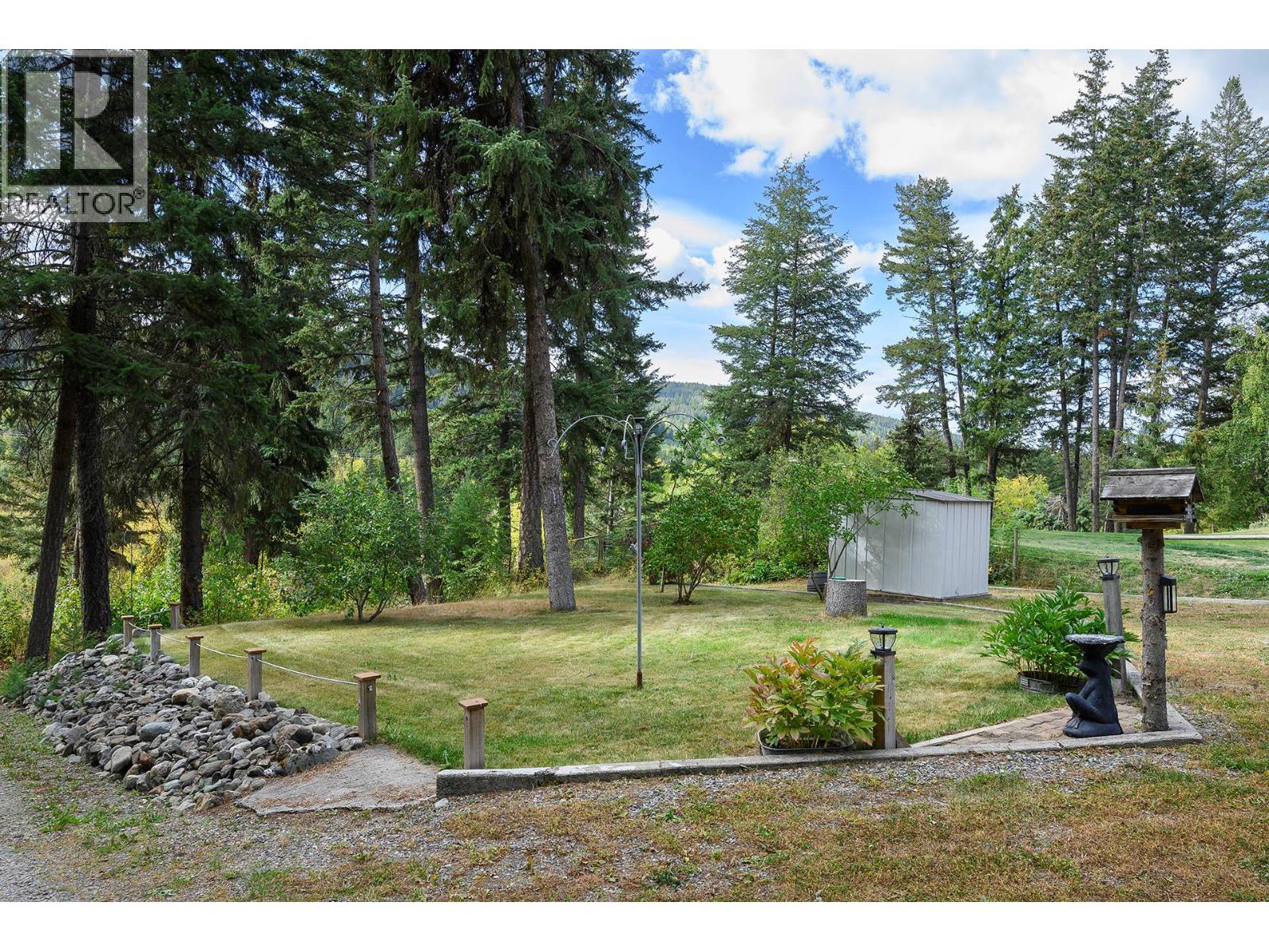 1888 Lakeview Drive, Kamloops, British Columbia  V0E 1Z1 - Photo 10 - 10382125