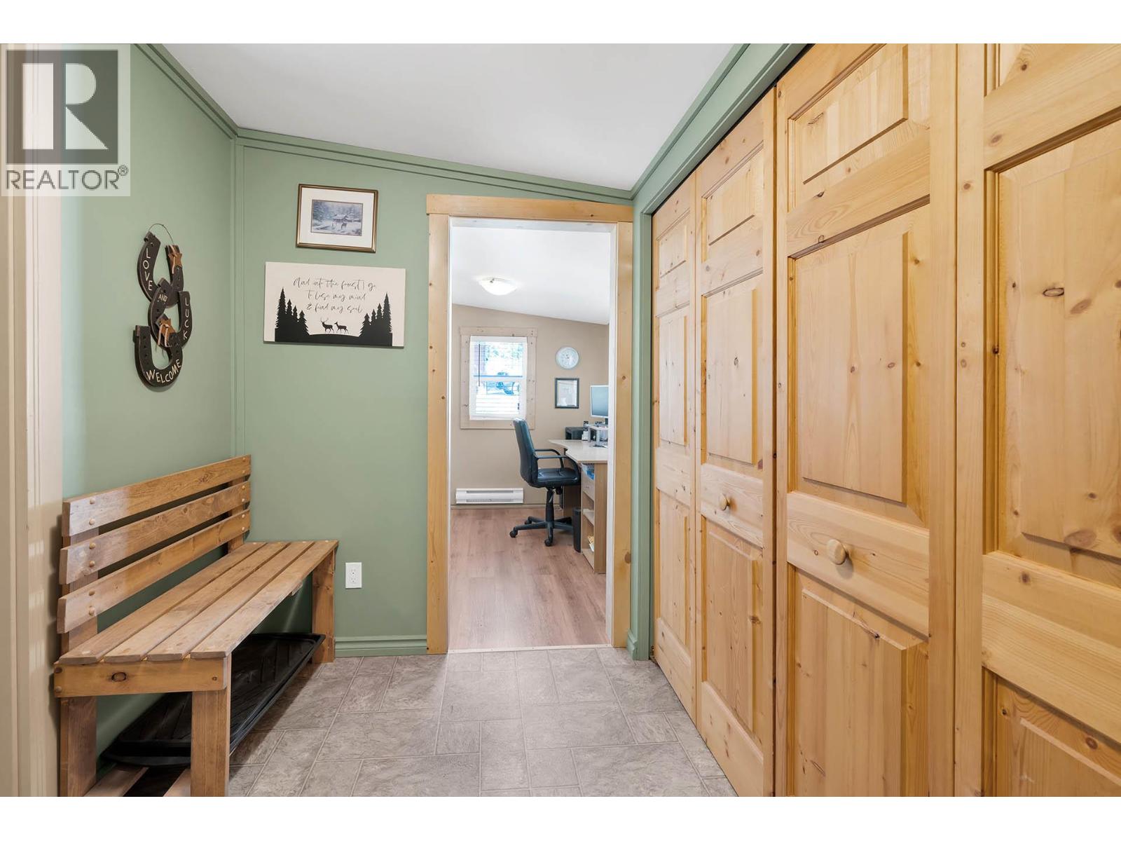 1888 Lakeview Drive, Kamloops, British Columbia  V0E 1Z1 - Photo 15 - 10382125