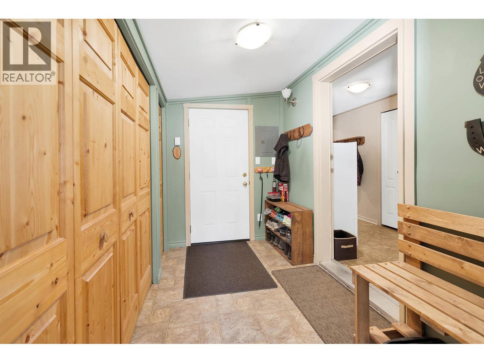 1888 Lakeview Drive, Kamloops, British Columbia  V0E 1Z1 - Photo 18 - 10382125