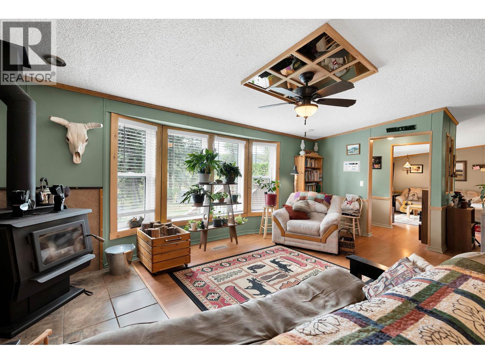 1888 Lakeview Drive, Kamloops, British Columbia  V0E 1Z1 - Photo 27 - 10382125