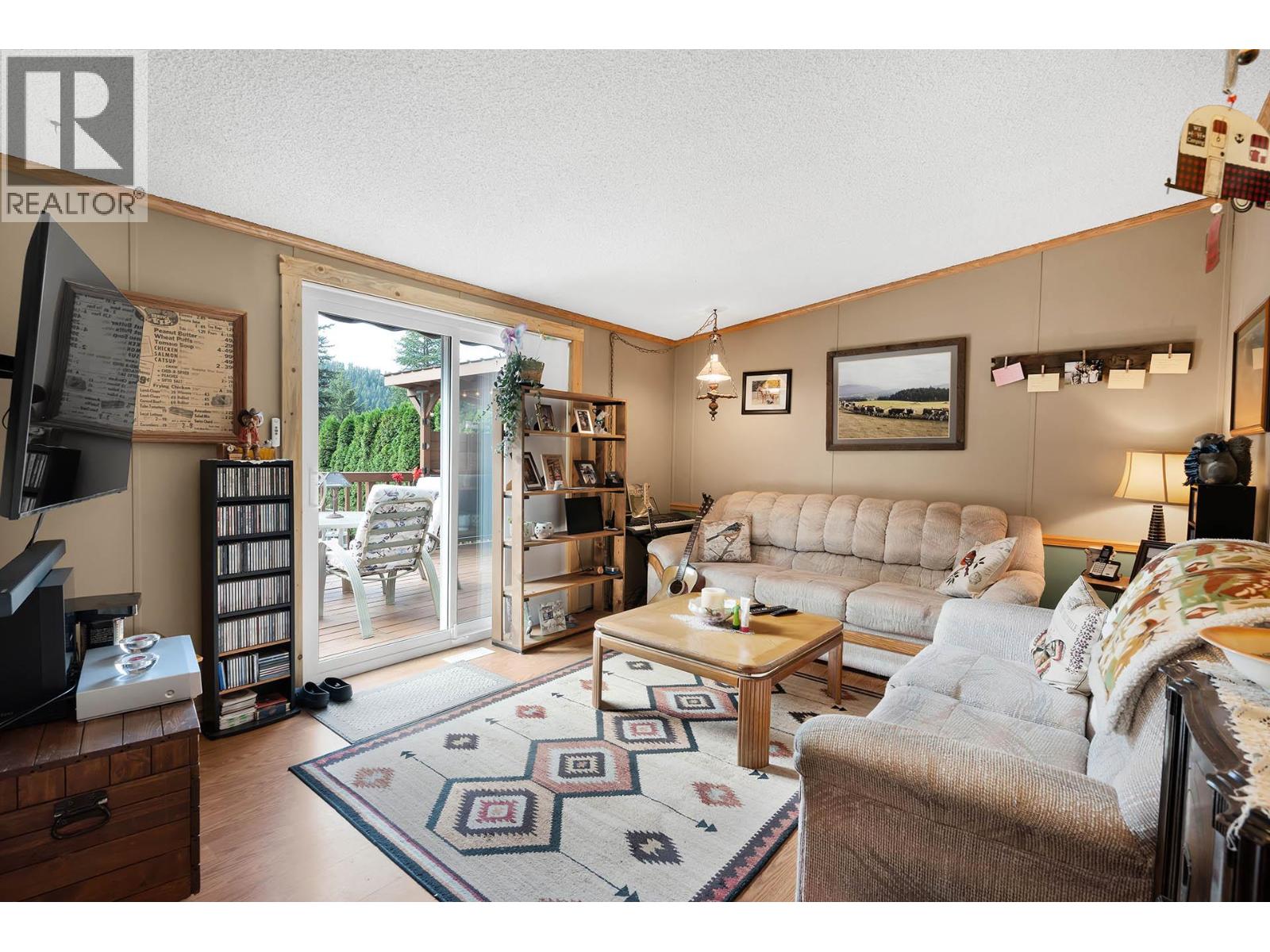 1888 Lakeview Drive, Kamloops, British Columbia  V0E 1Z1 - Photo 28 - 10382125