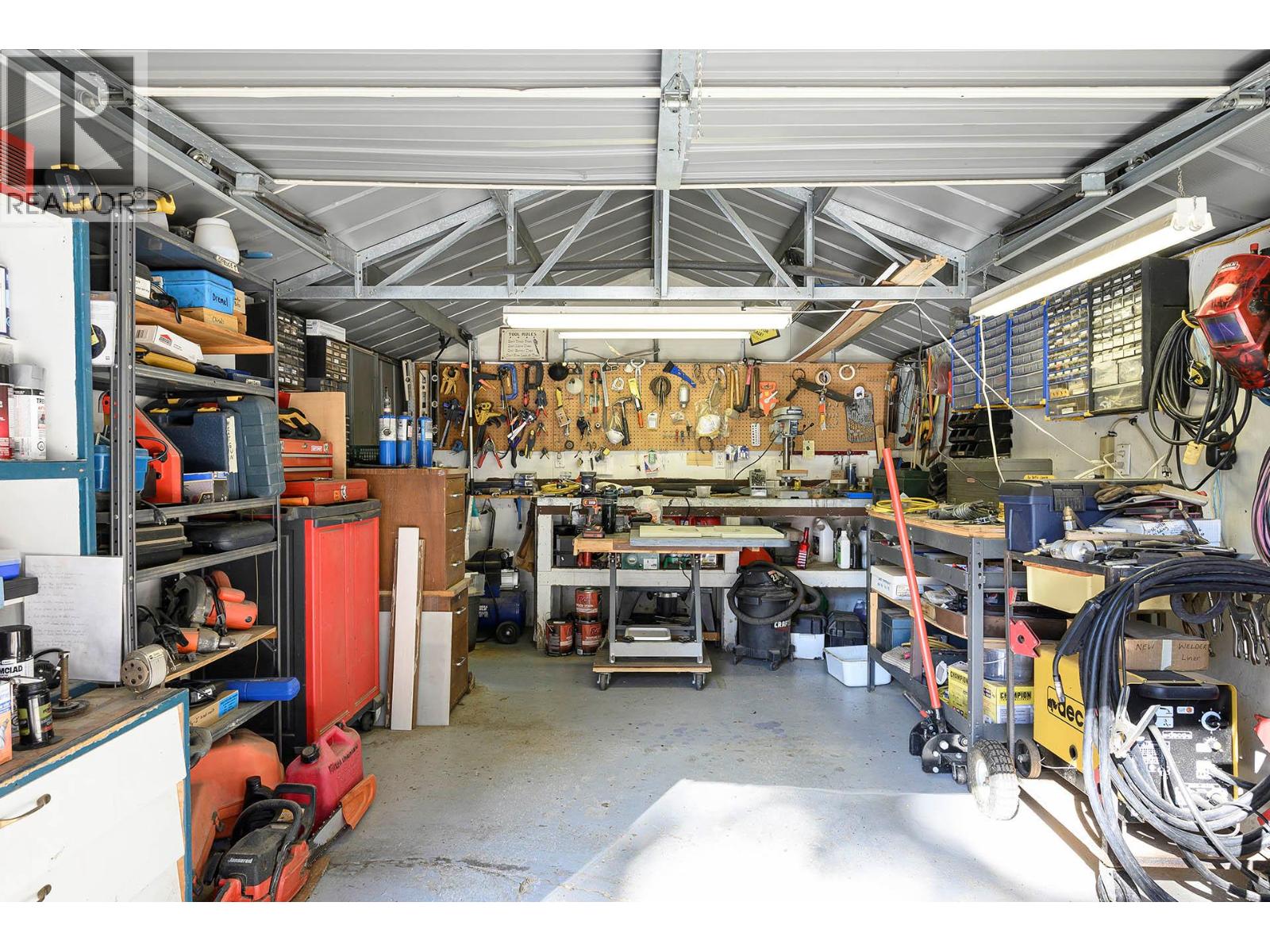 1888 Lakeview Drive, Kamloops, British Columbia  V0E 1Z1 - Photo 59 - 10382125