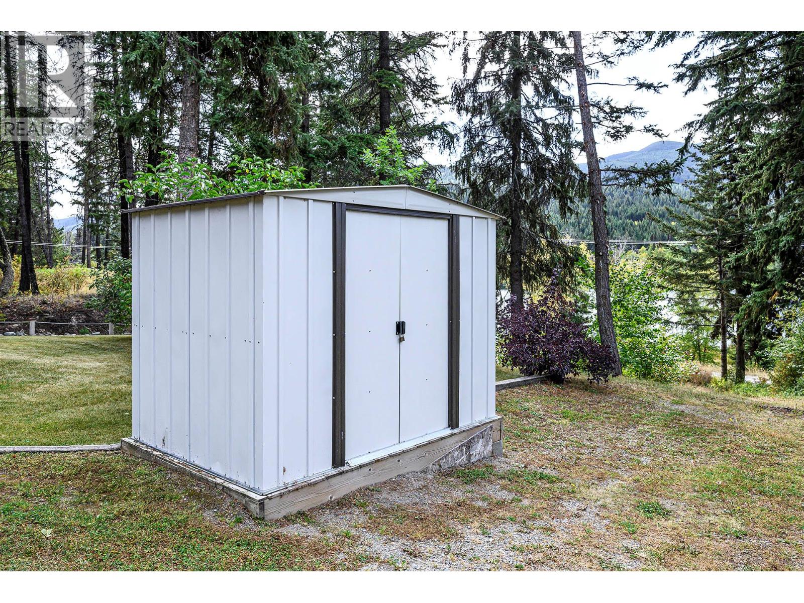 1888 Lakeview Drive, Kamloops, British Columbia  V0E 1Z1 - Photo 63 - 10382125