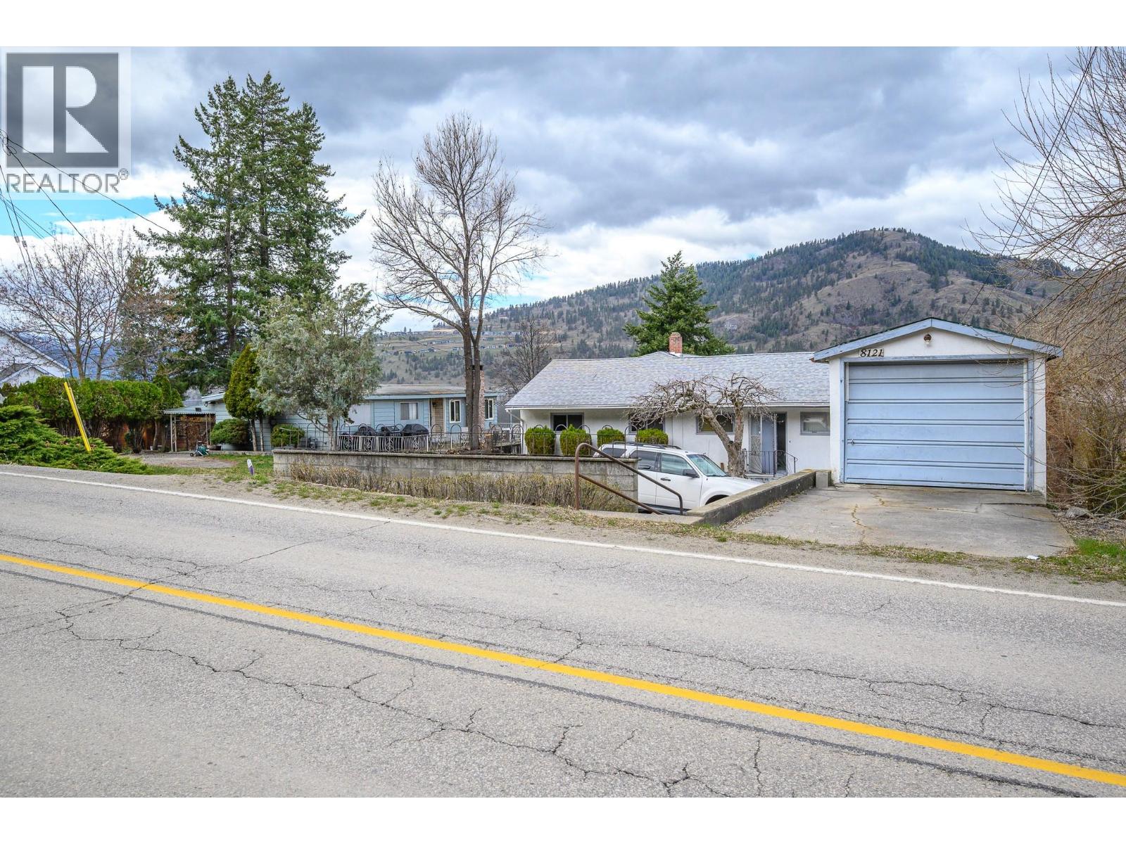 8121 Okanagan Landing Road, Vernon, British Columbia  V1H 1J4 - Photo 3 - 10380676