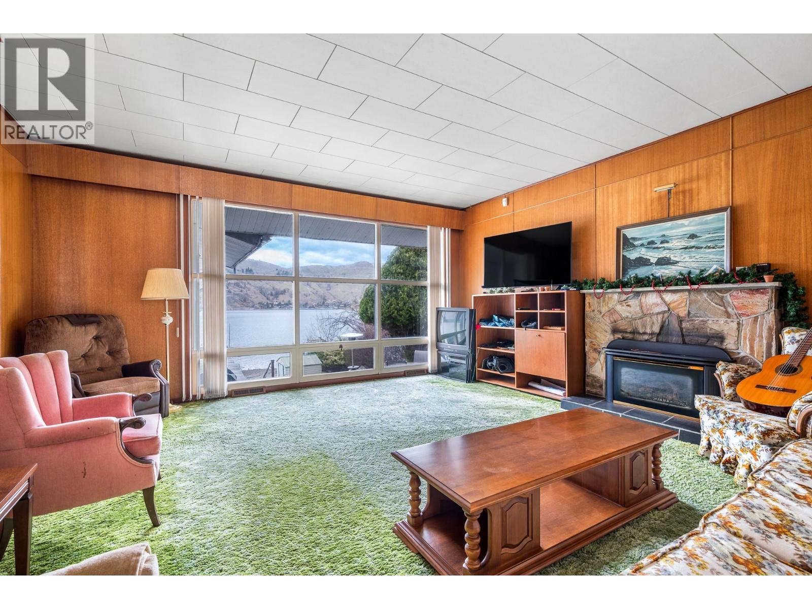 8121 Okanagan Landing Road, Vernon, British Columbia  V1H 1J4 - Photo 5 - 10380676