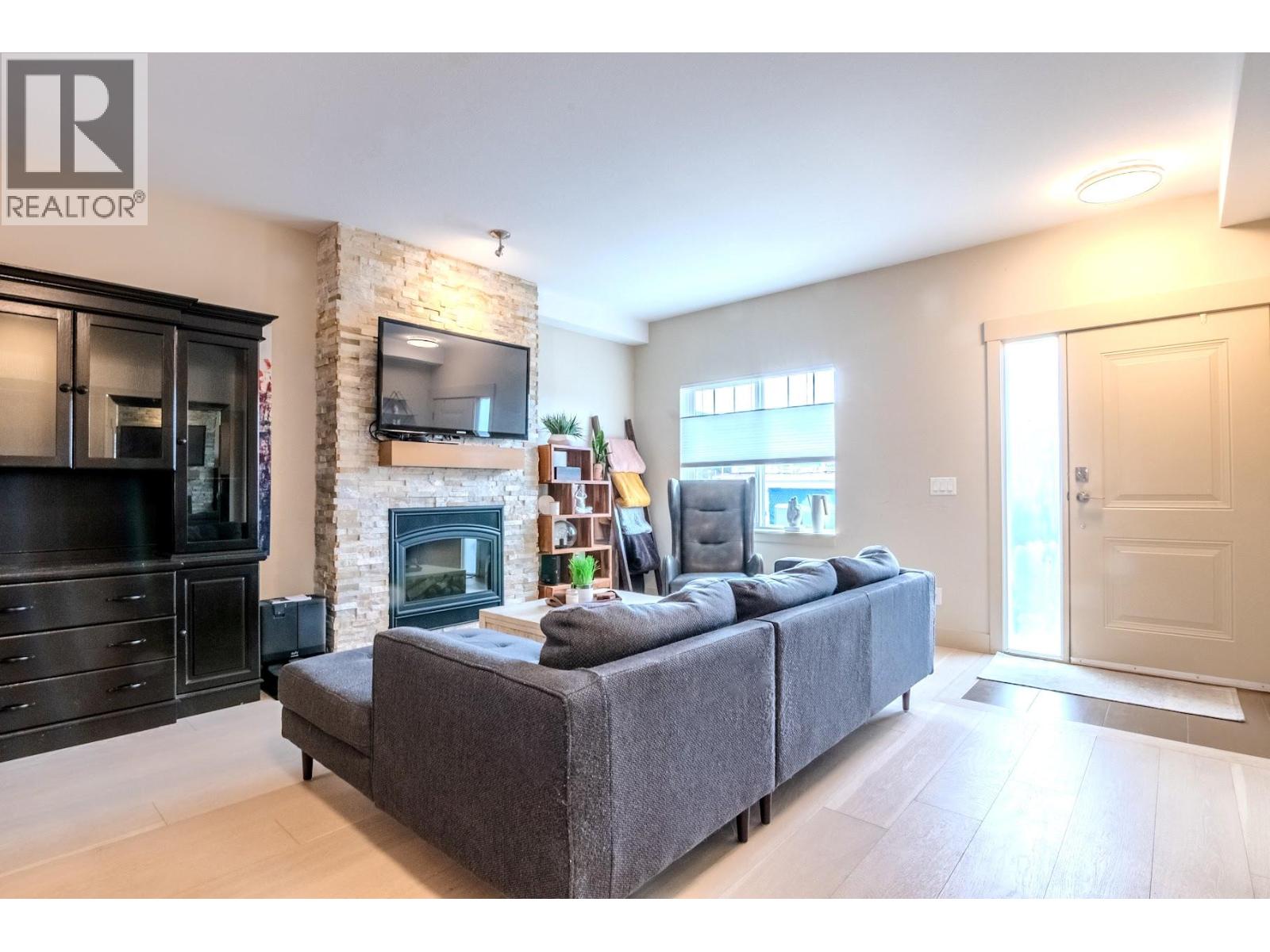 600 Sherwood Road Unit# 10, Kelowna, British Columbia  V1W 5K1 - Photo 3 - 10382240