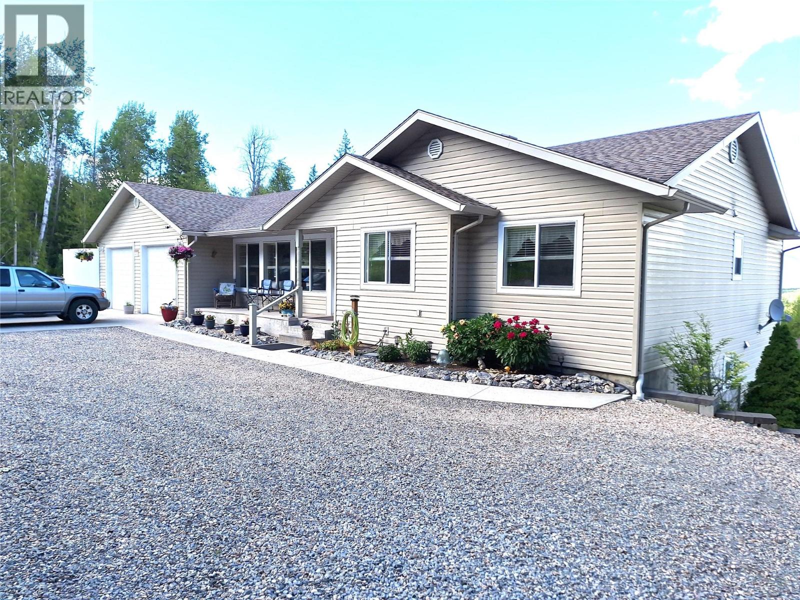 1406 Huckleberry Drive, Sorrento, British Columbia  V0E 2W1 - Photo 11 - 10382112