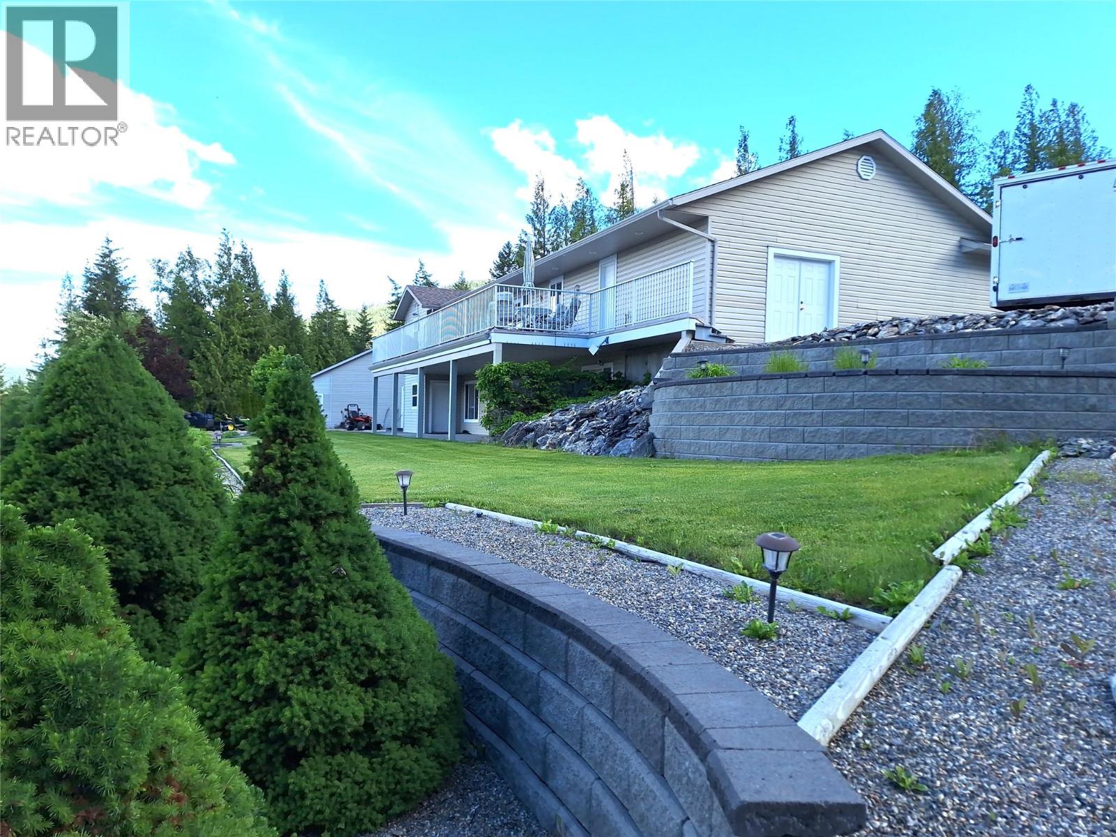 1406 Huckleberry Drive, Sorrento, British Columbia  V0E 2W1 - Photo 17 - 10382112