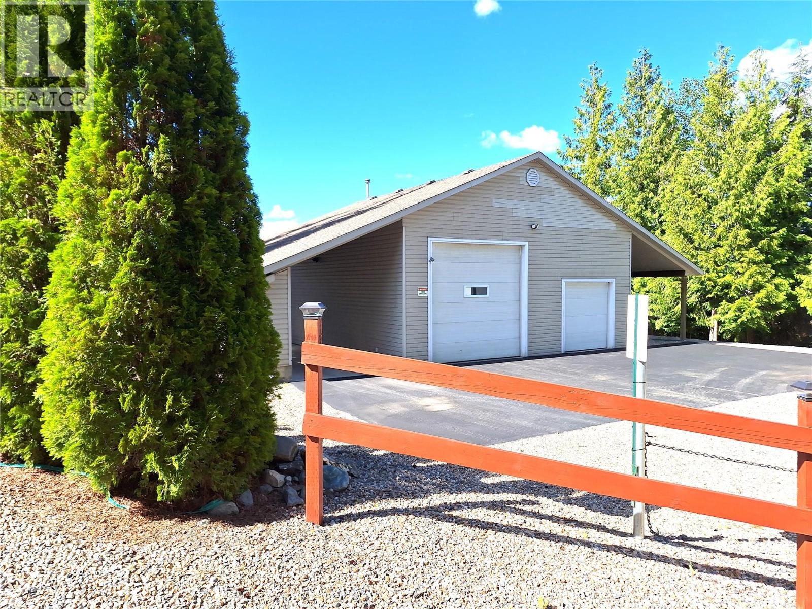 1406 Huckleberry Drive, Sorrento, British Columbia  V0E 2W1 - Photo 21 - 10382112