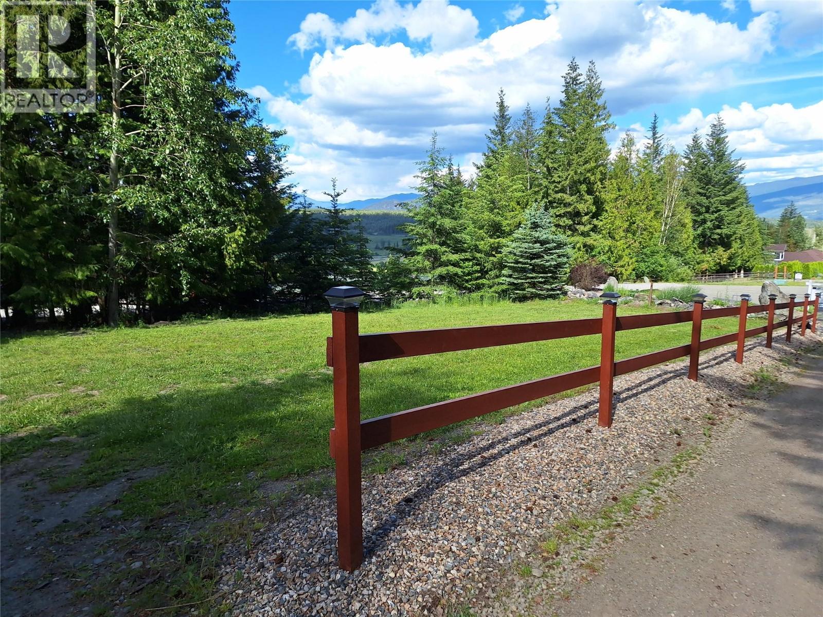 1406 Huckleberry Drive, Sorrento, British Columbia  V0E 2W1 - Photo 23 - 10382112