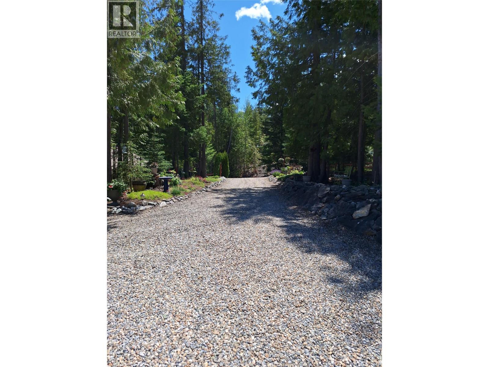 1406 Huckleberry Drive, Sorrento, British Columbia  V0E 2W1 - Photo 36 - 10382112